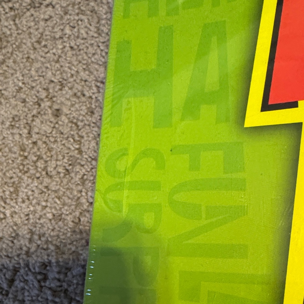 Mattel Apples to Apples Junior Game - Green and Red - Picture 2 of 3